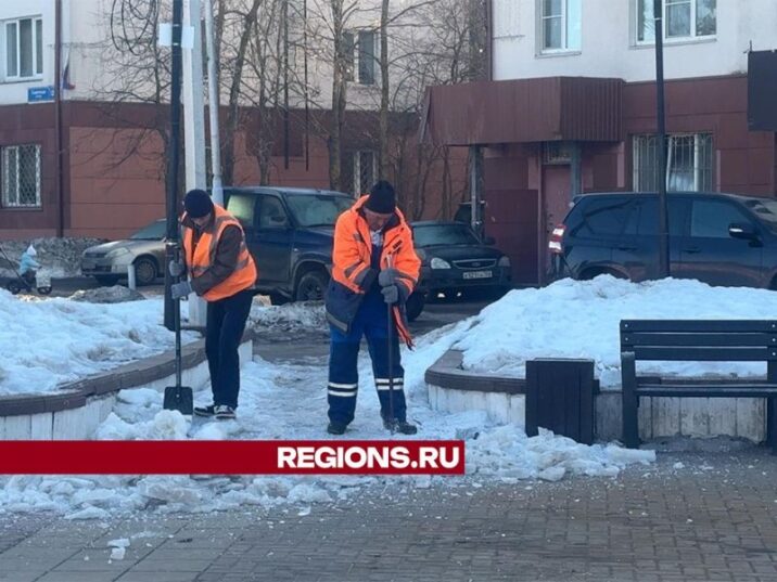 Качество уборки снега и наледи проверили на Советской площади новости Солнечногорска 