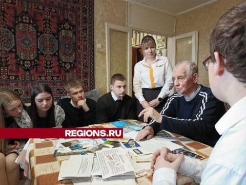 Ученики гимназии №6 навестили пожилого военного в рамках «Дня добрых дел» новости Солнечногорска 