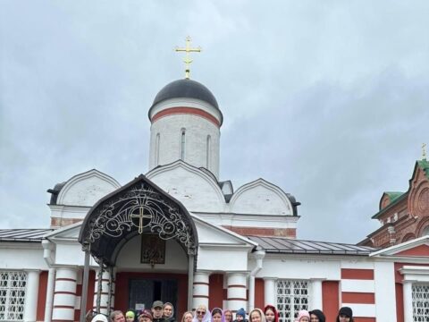 Ребятам из Белгорода показали древнейший монастырь в Солнечногорске новости Солнечногорска 